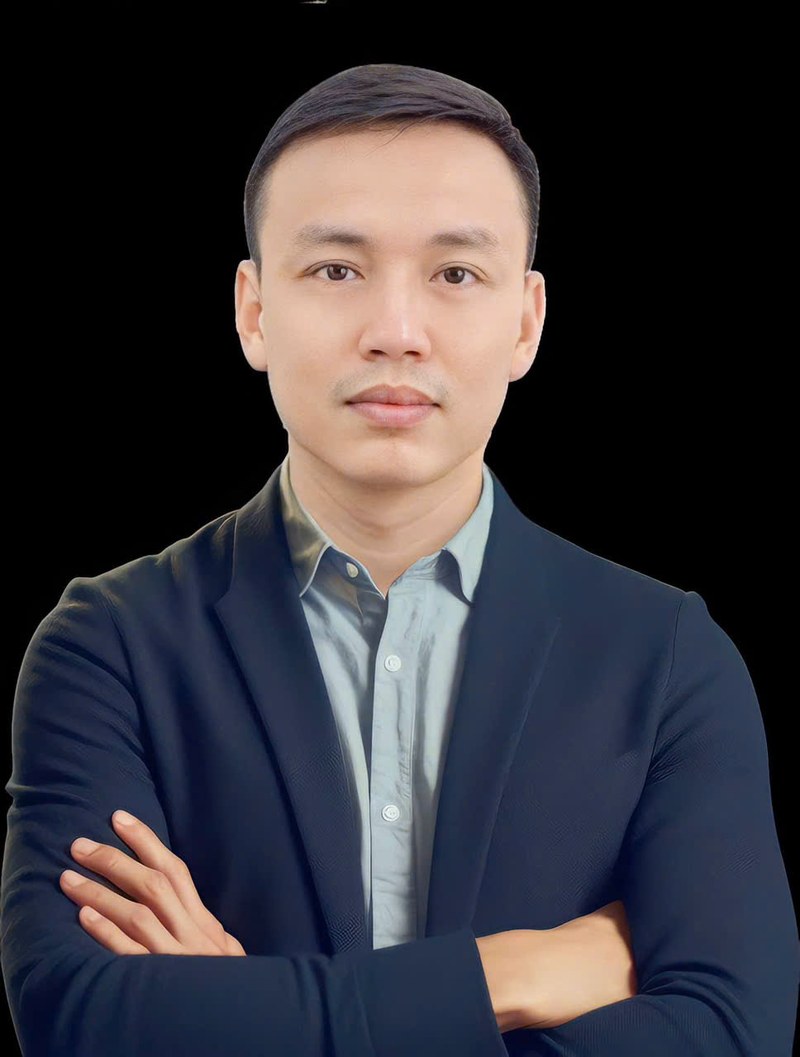 khanh-nguyen-vest